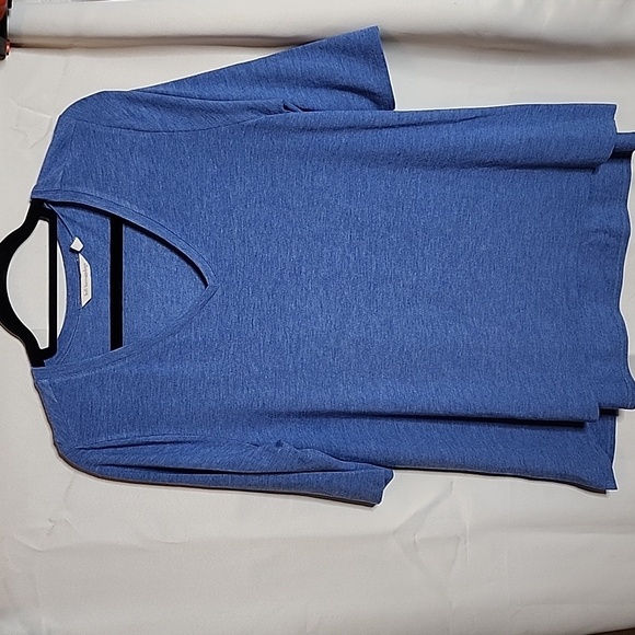 Soft Surroundings Simply Elegant Sweater V-Neck Sz Large - Picture 1 of 3